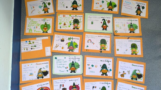 Happy St Patrick 's Day !